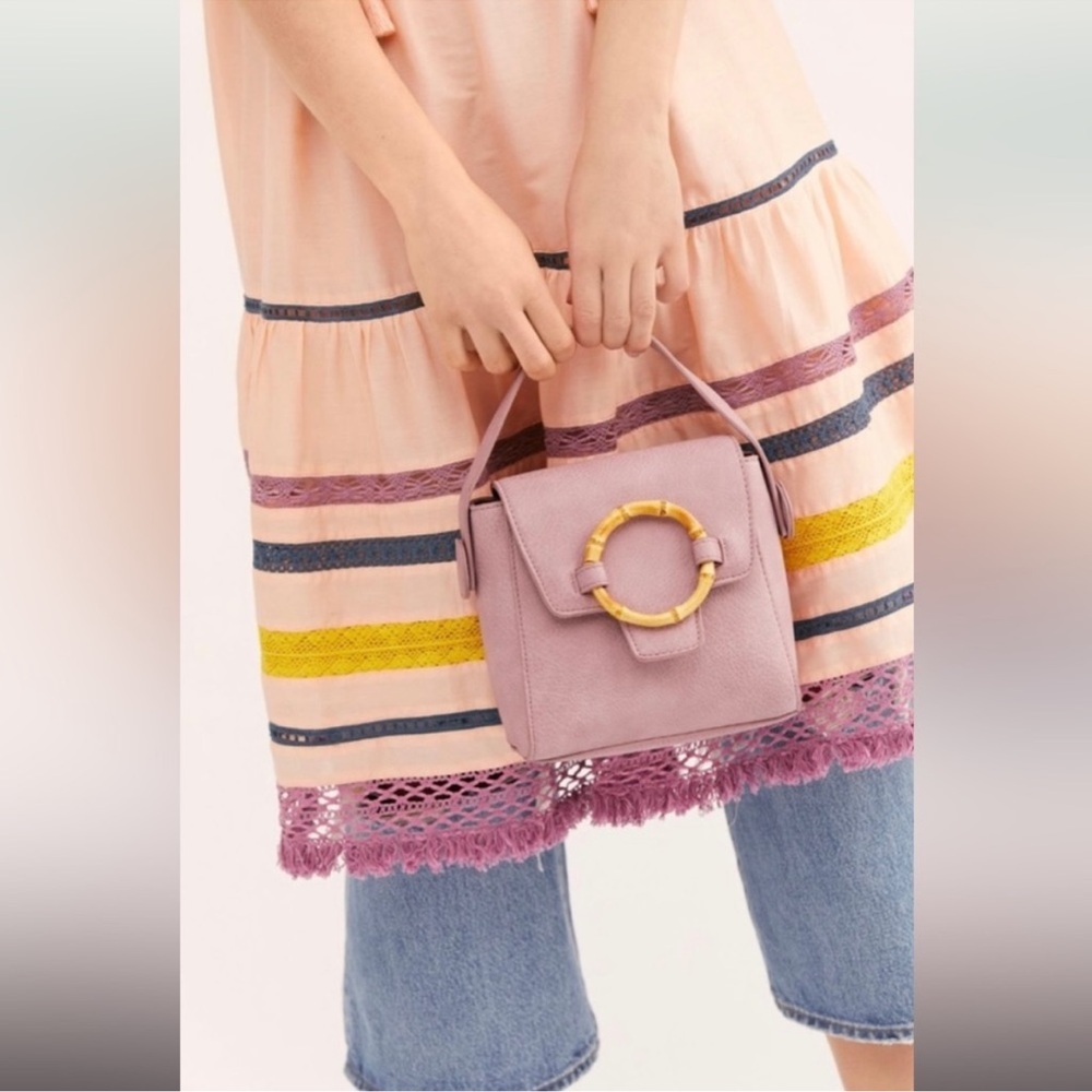 Free People! Carrie Circle Crossbody Leather Bag In Lavender/Lilac NWOT! - Picture 5 of 8